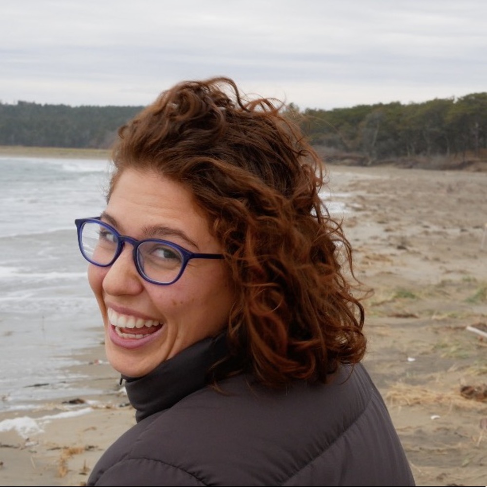 Meet your Posher, Elise